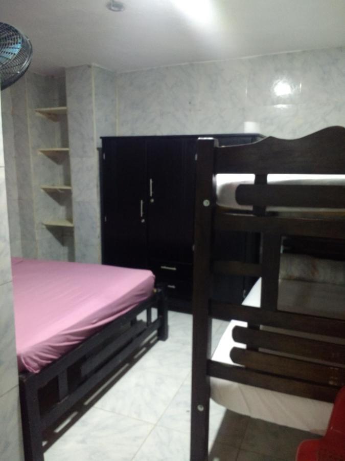 Hostal Fareb Cartagena Екстер'єр фото